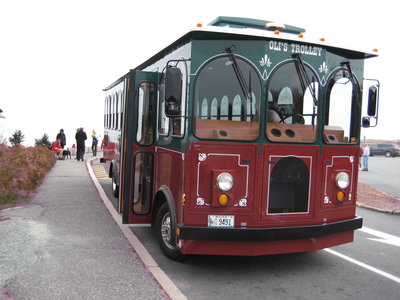 Olli´s Trolley, Bar Harbor, September 2011