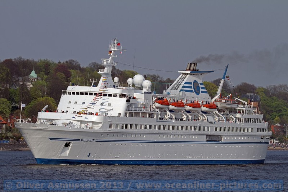 Die MS Delphin, ein Schiffsklassiker kehrte heute zurück nach Hamburg!
