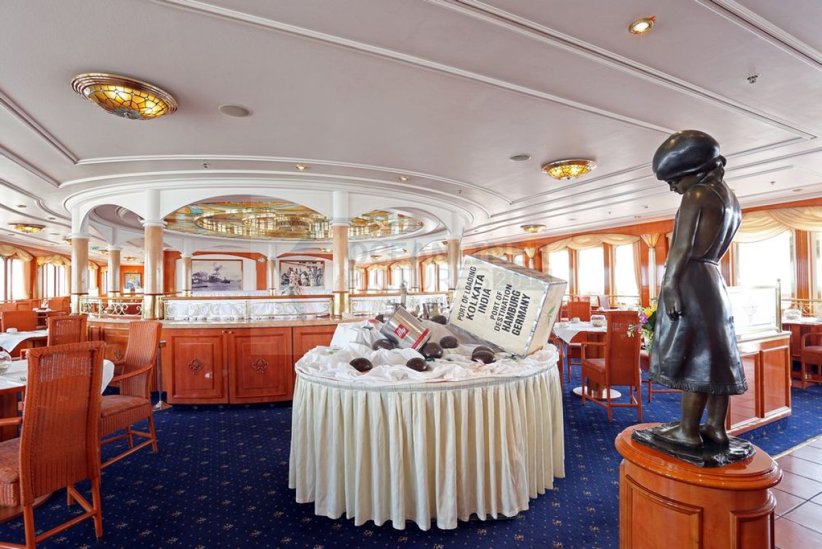Phoenix Reisen: Das Kreuzfahrtschiff MS Deutschland – First-Class Grandhotel im Stil der Zwanziger