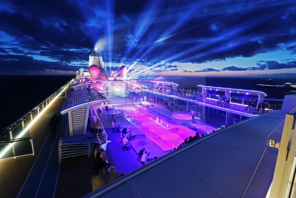 TUI Cruises: Mein Schiff 5 Schiffsportrait, Eindrücke und Neuerungen auf dem Wohlfühlschiff