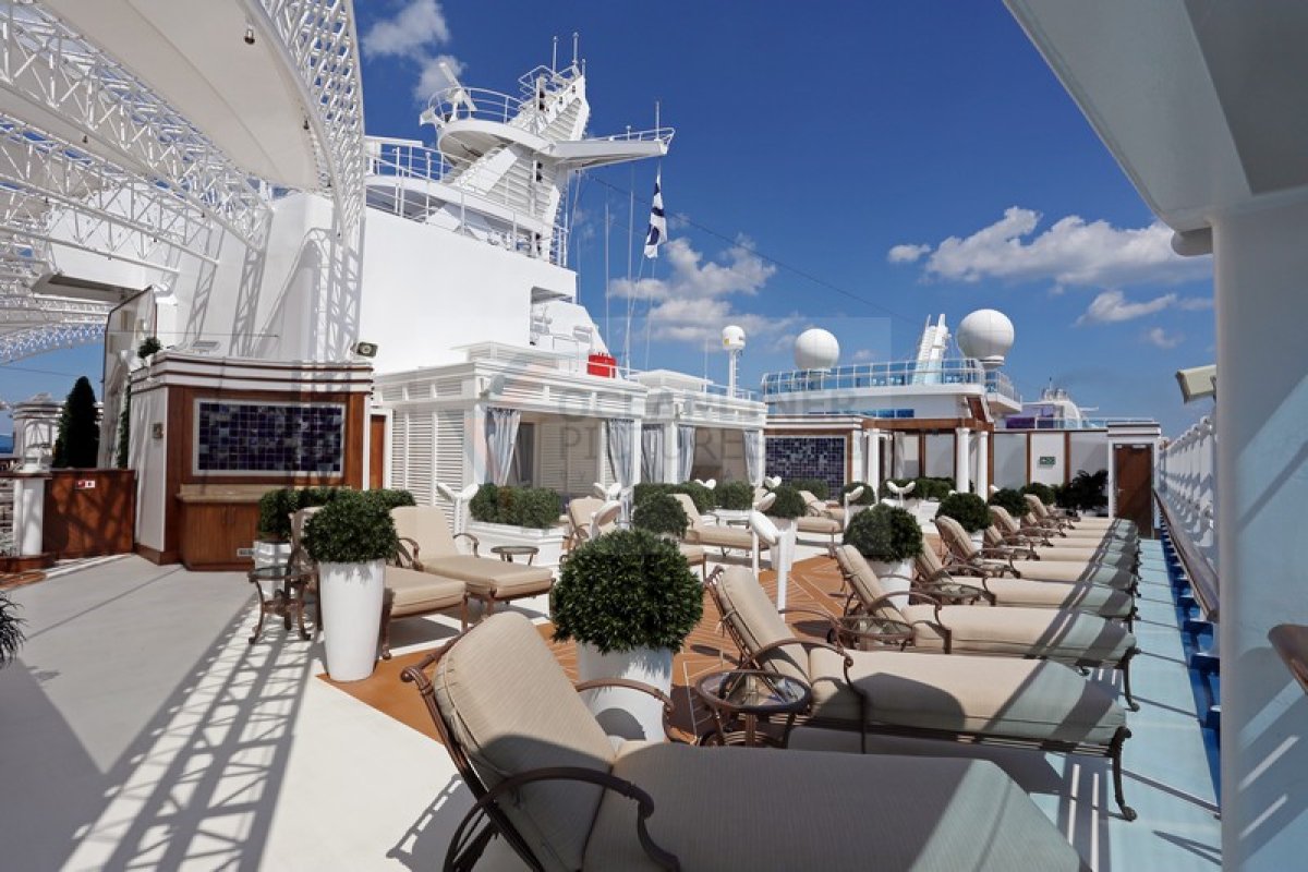 Princess Cruises Raum-Traumschiff Regal Princess auf Stippvisite in Hamburg