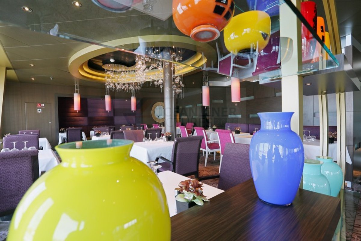 Costa Kreuzfahrten: Bilder und Details von Bord der Costa neoRomantica