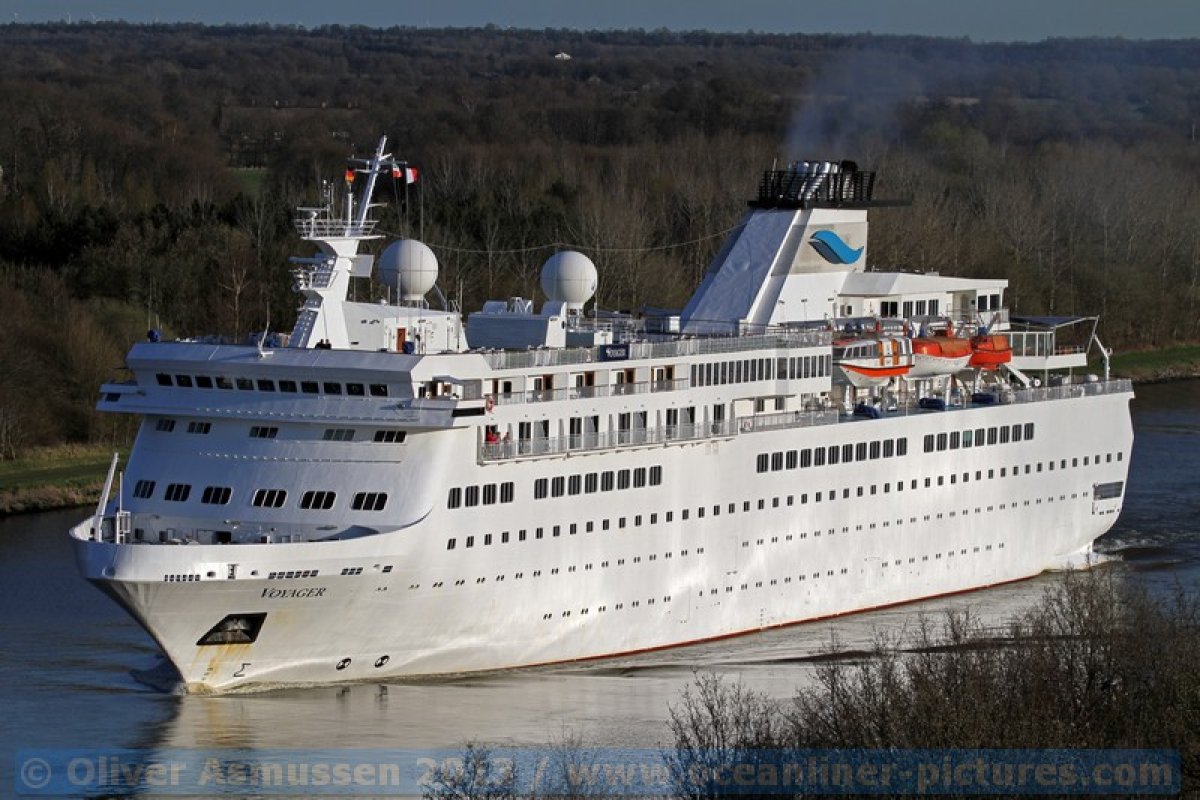 MV Voyager der Reederei Voyages of Discovery erstmals im Nord-Ostsee-Kanal