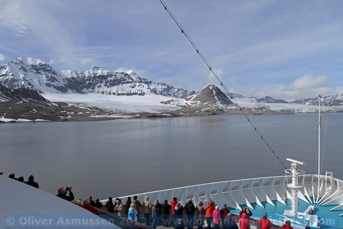Spitzbergen Kreuzfahrten auch im Jahr 2014 weiterhin im Trend Spitzbergen Kreuzfahrten auch im Jahr 2014 weiterhin im Trend