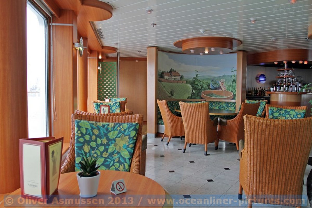MS Hamburg von Plantours Kreuzfahrten 10 Tage Kreuzfahrt von Genua zu den Kanaren zum Frühbucherpreis!  MS Hamburg von Plantours Kreuzfahrten 10 Tage Kreuzfahrt von Genua zu den Kanaren zum Frühbucherpreis!