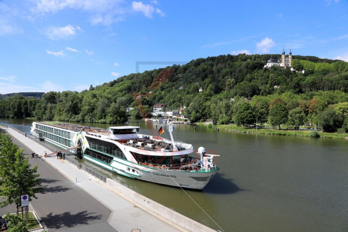 Das Flusskreuzfahrtschiff MS Treasures im Schiffsportrait Das Flusskreuzfahrtschiff MS Treasures im Schiffsportrait