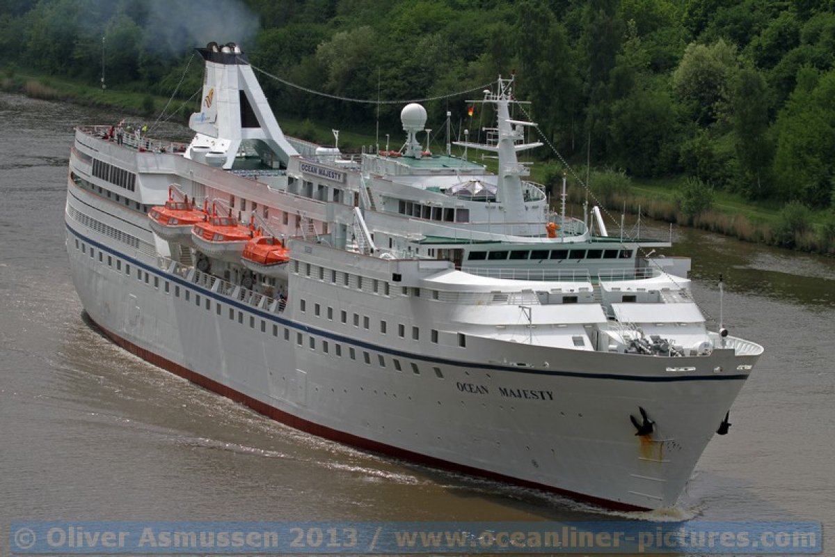 MS Ocean Majesty wegen Streik nach Hamburg umgeroutet! MS Ocean Majesty wegen Streik nach Hamburg umgeroutet!