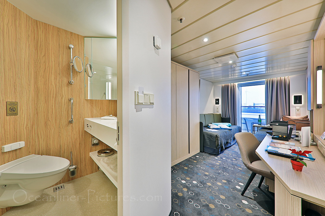 2-Bett Aussen mit Balkon Kabine 5500 Orion-Deck mit Badblick