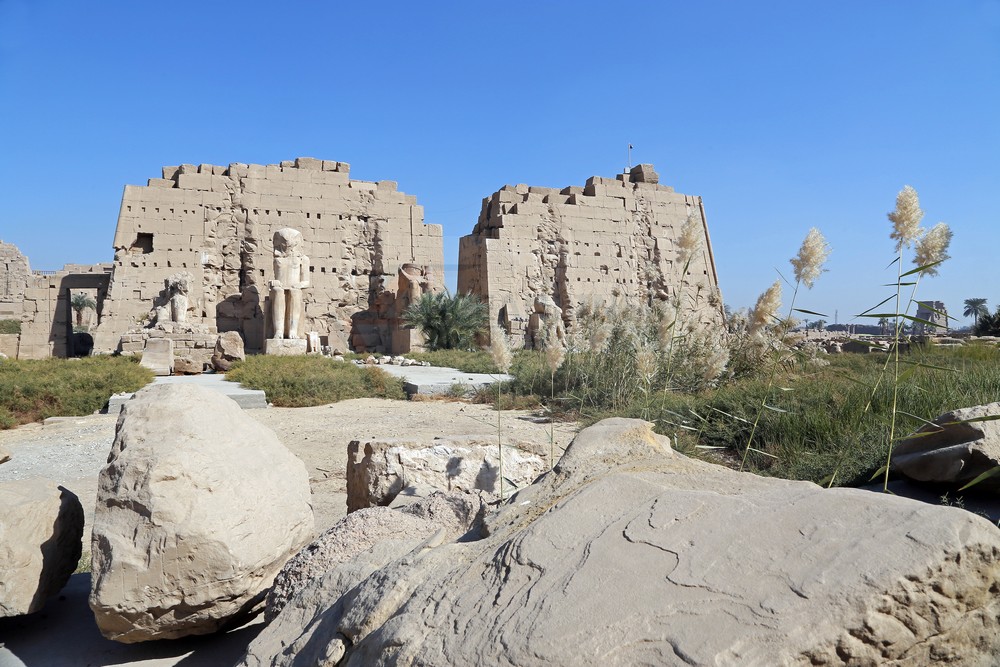 achter Pylon Tempel des Amun-Re in Karnak achter Pylon Tempel des Amun-Re in Karnak