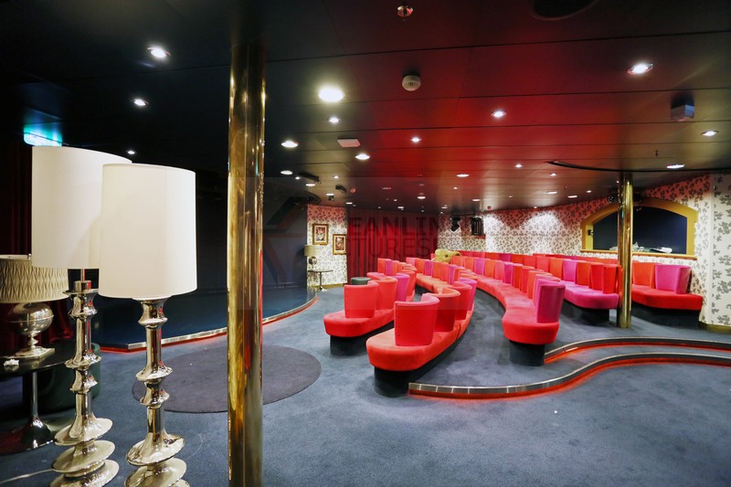 Adventure Ocean Theater Allure of the Seas