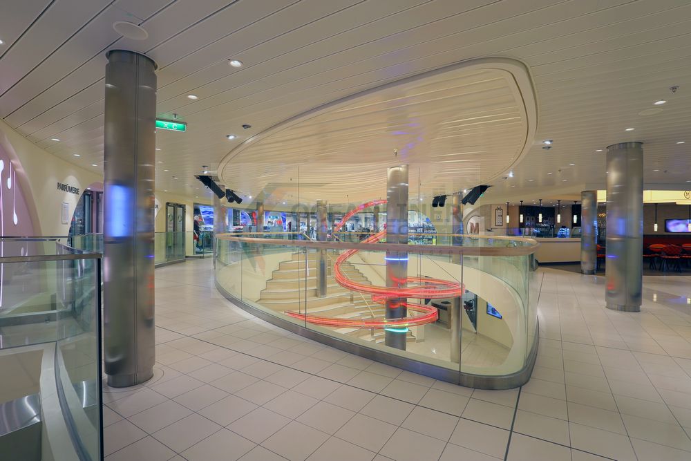 AIDA Plaza AIDAprima AIDA Plaza AIDAprima