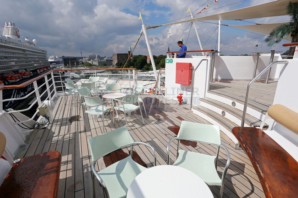 AIDAaura Anytime Bar Aussenbereich AIDAaura Anytime Bar Aussenbereich