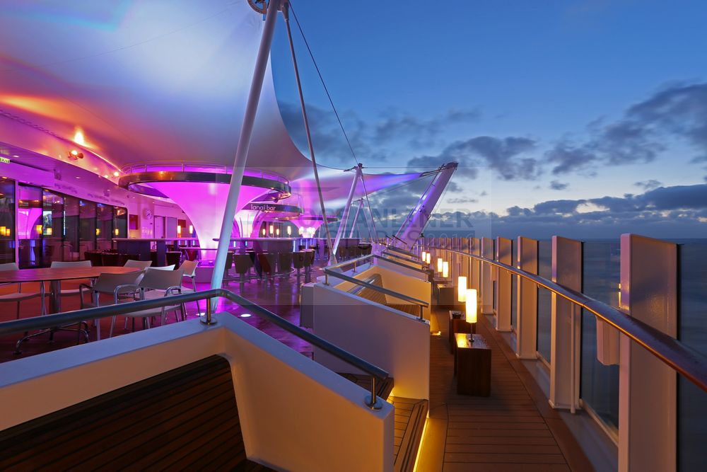 AIDAprima Lanai Bar in der Morgendämmerung AIDAprima Lanai Bar in der Morgendämmerung