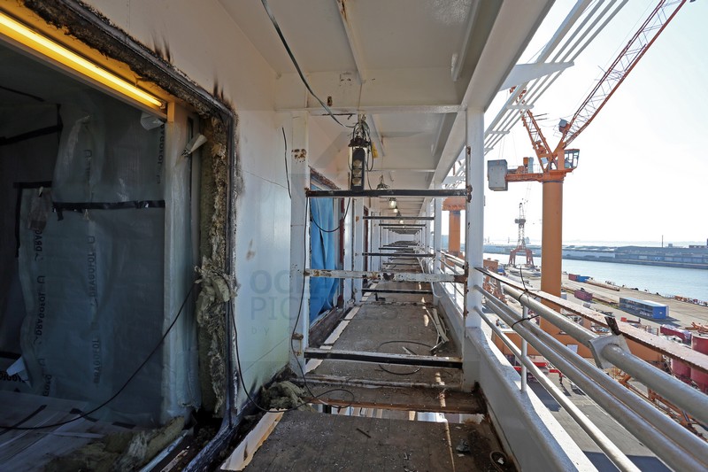 alte Balkone Blick von Suite 8216 MS Artania alte Balkone Blick von Suite 8216 MS Artania