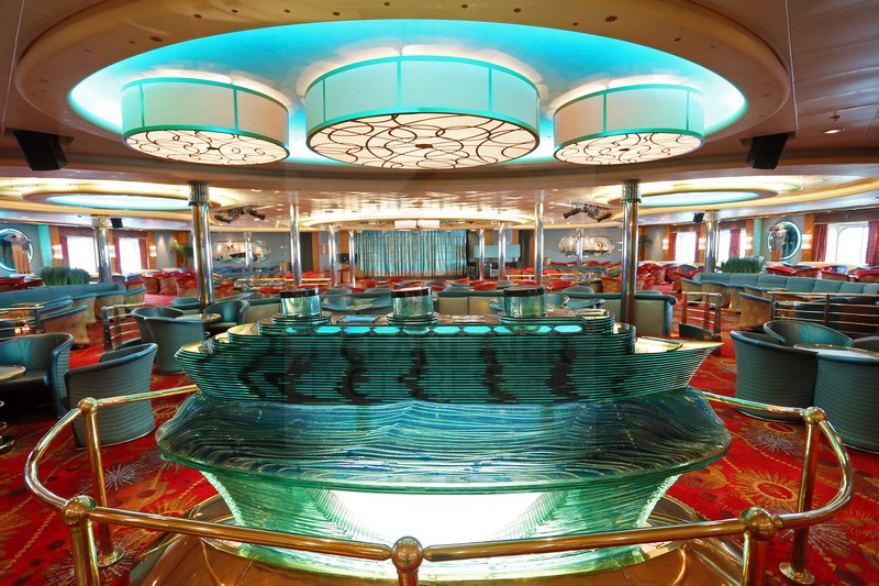 Anchors Aweigh Lounge Legend of the Seas