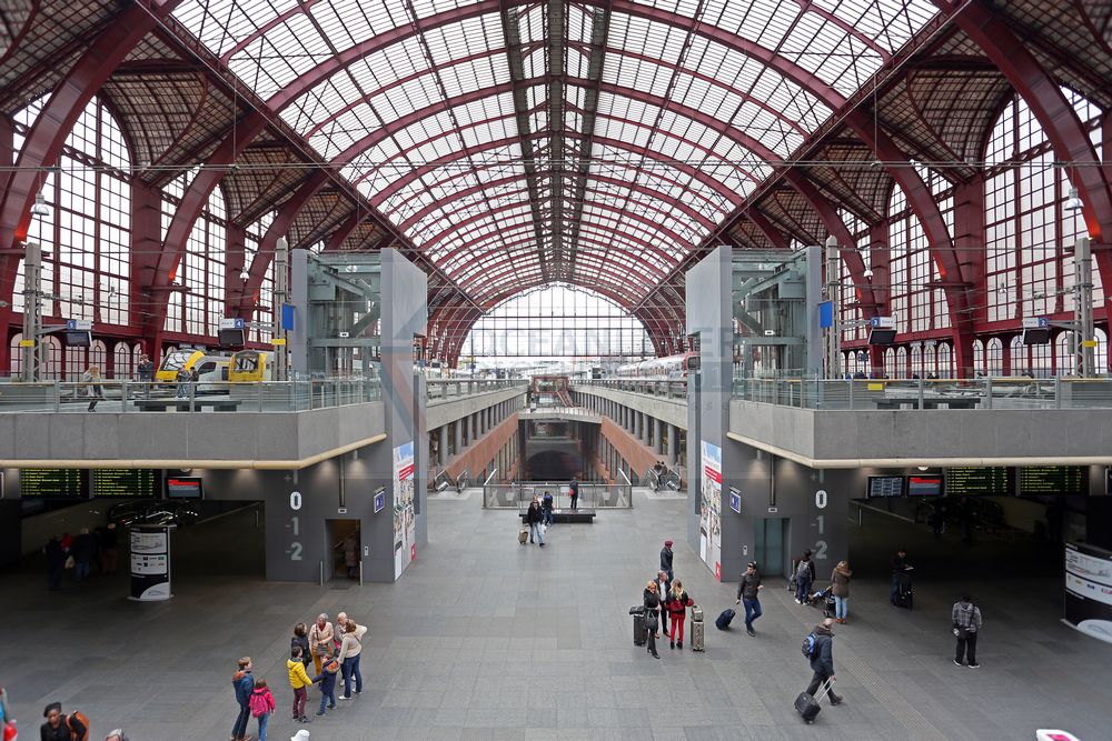 Antwerpen Centraal Station neue Bahnhofshalle
