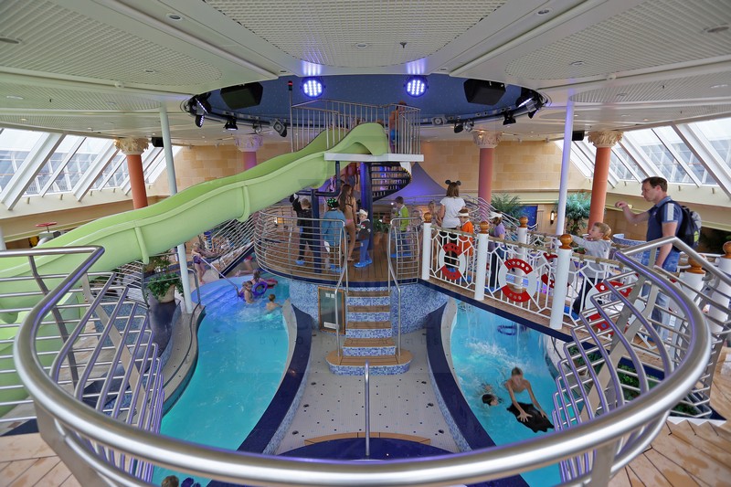 Aqua Land Color Magic