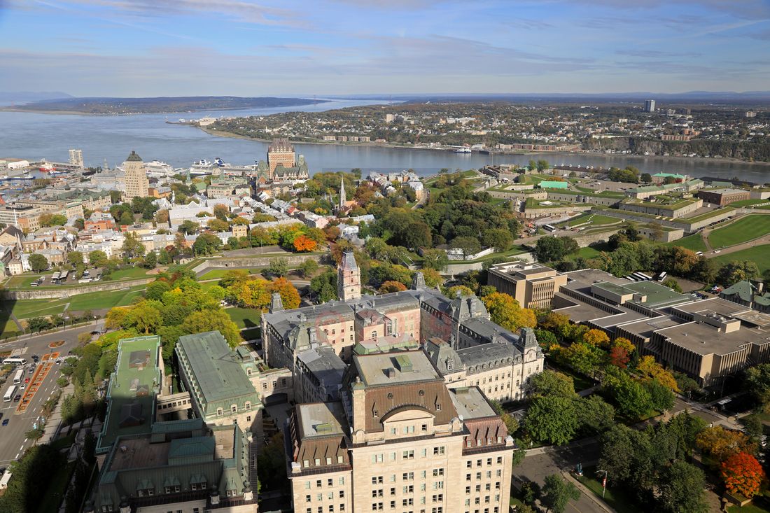 Ausblick vom Observatoire de la Capitale, Québec aus 221m Ausblick vom Observatoire de la Capitale, Québec aus 221m