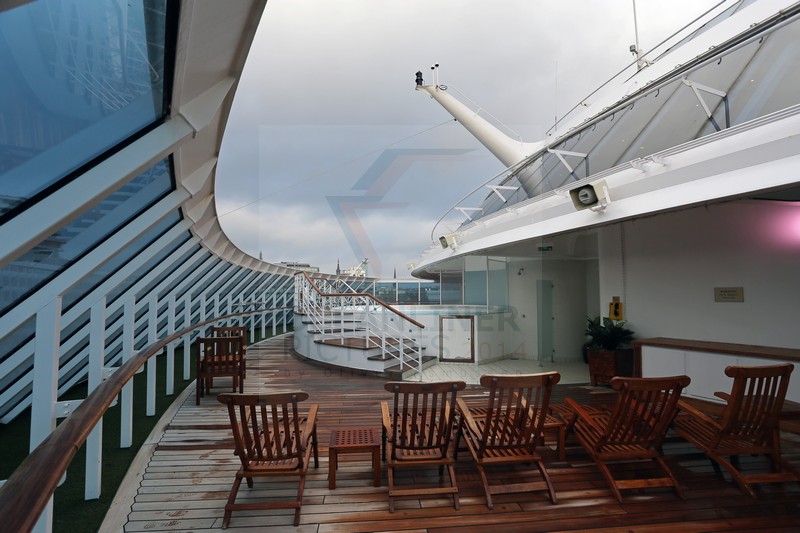 Aussenbereich SPA auf der Adonia