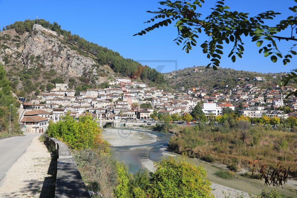 Berat, UNESCO Stadt der tausend Fenster, Albanien Berat, UNESCO Stadt der tausend Fenster, Albanien