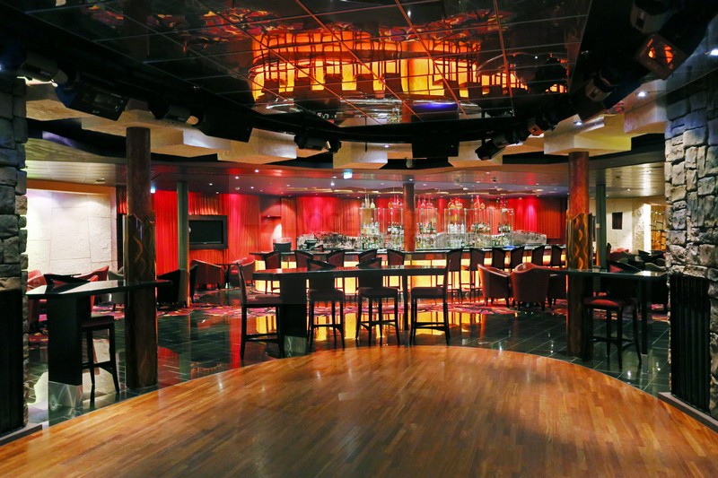 Blaze Club Allure of the Seas