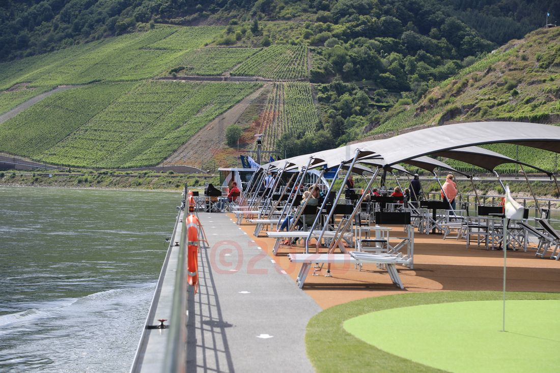 Blick über das Sonnendeck MS Inspire