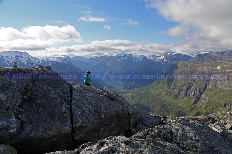 Blick vom Dalsnibba zum Geirangerfjord