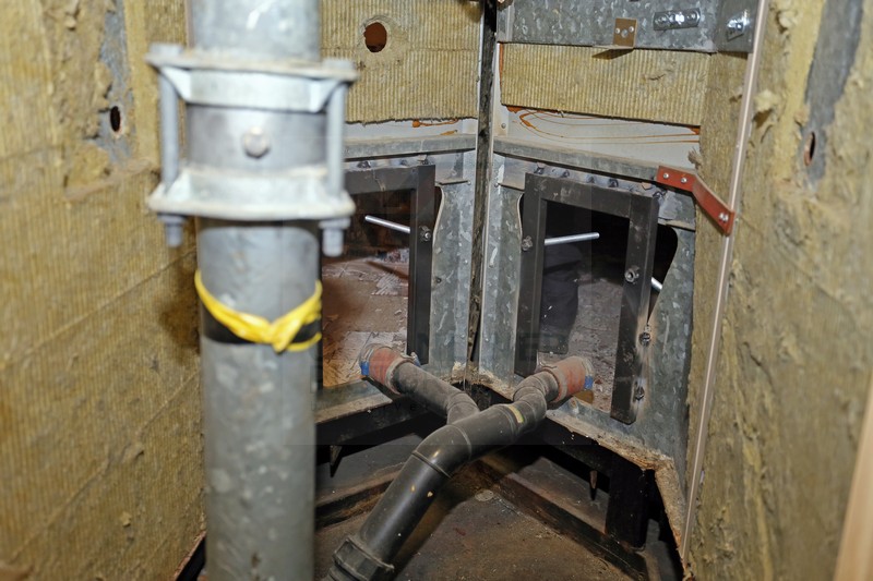 Blick vom Kabinengang zu den Vakuum WCs Deck 6 MS Artania Blick vom Kabinengang zu den Vakuum WCs Deck 6 MS Artania