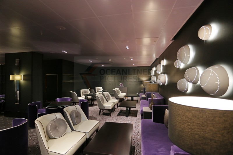 Blue Bar MV Britannia