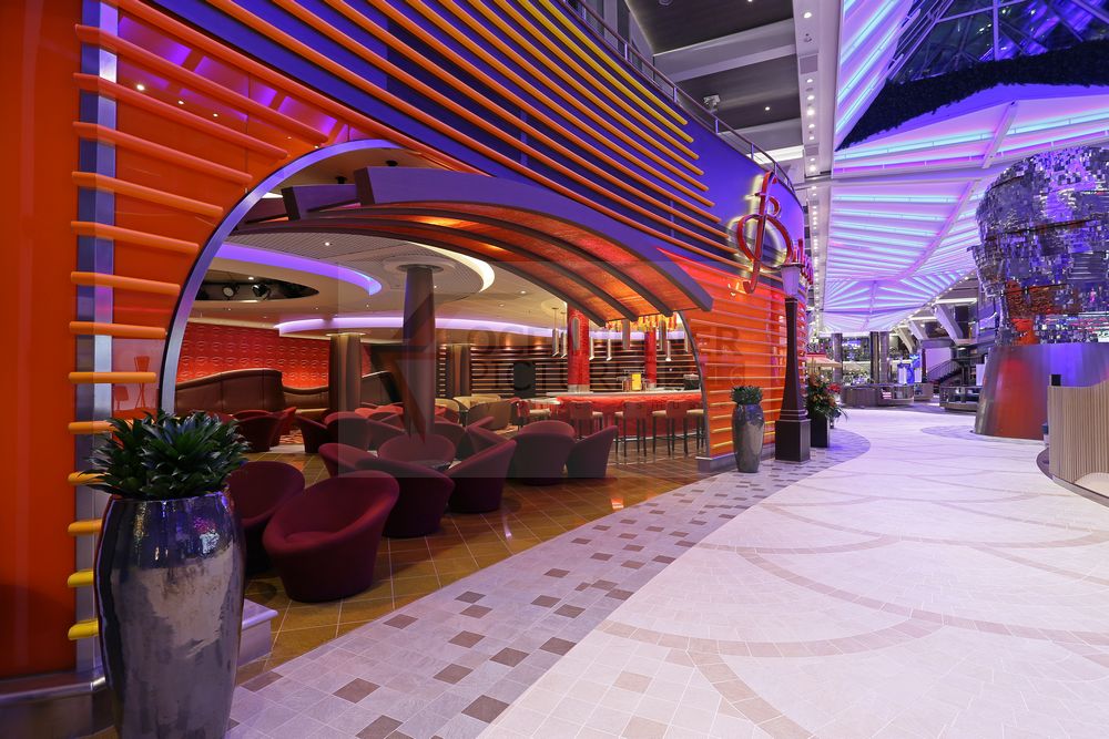 Boleros Lounge und Royal Promenade Harmony of the Seas
