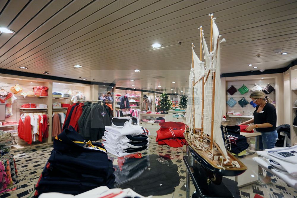 Boutique MS Artania Boutique MS Artania