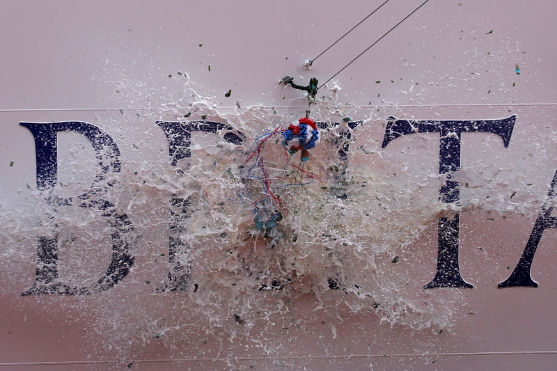 Britannia Taufe durch Queen Elizabeth II in Southampton 10.03.2015