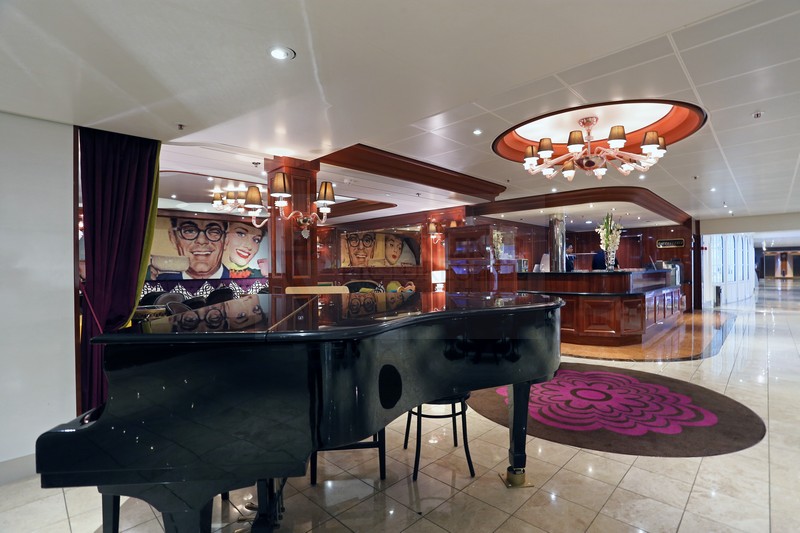 Cafeteria Costa neoRomantica