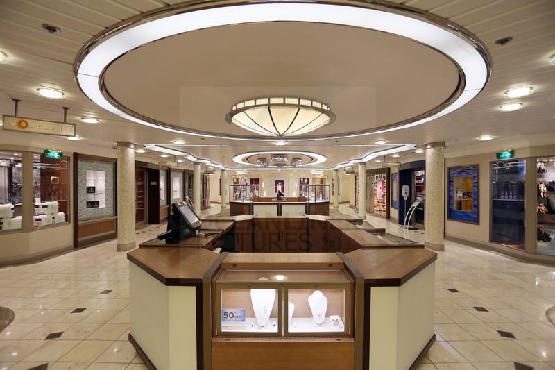 Centrum Shops Legend of the Seas