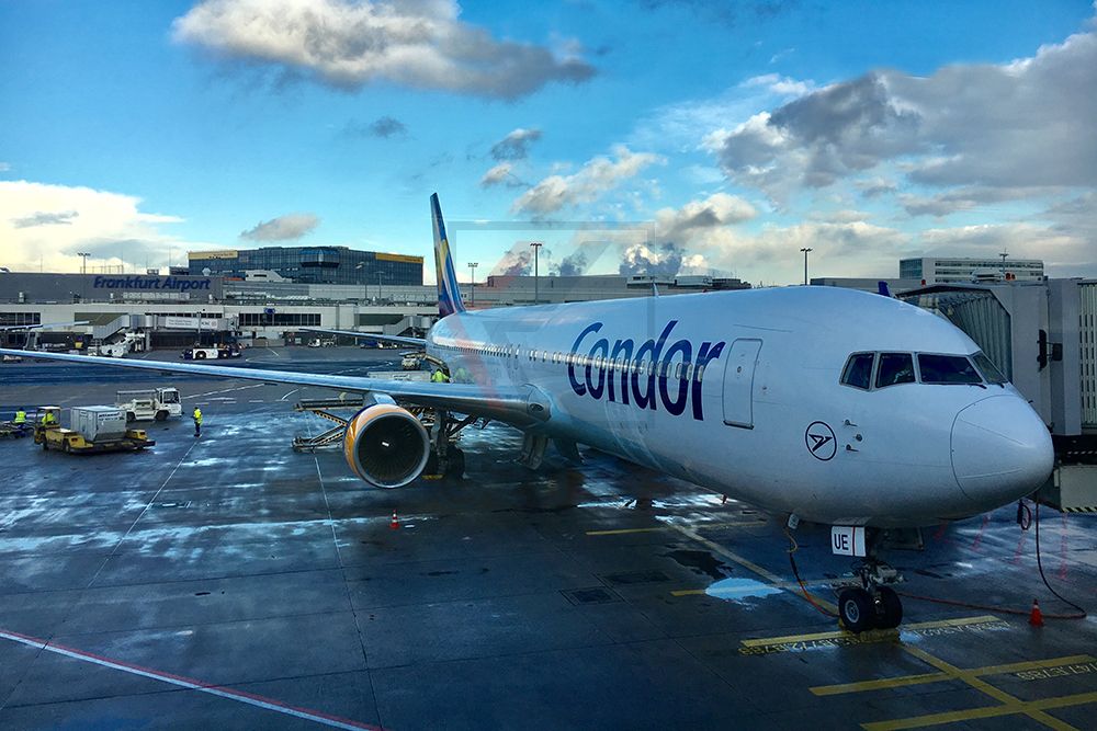 Condor 767 auf dem Flughafen Frankfurt