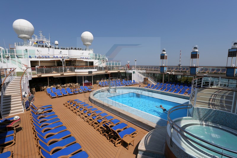 Coral Pool MS Azura