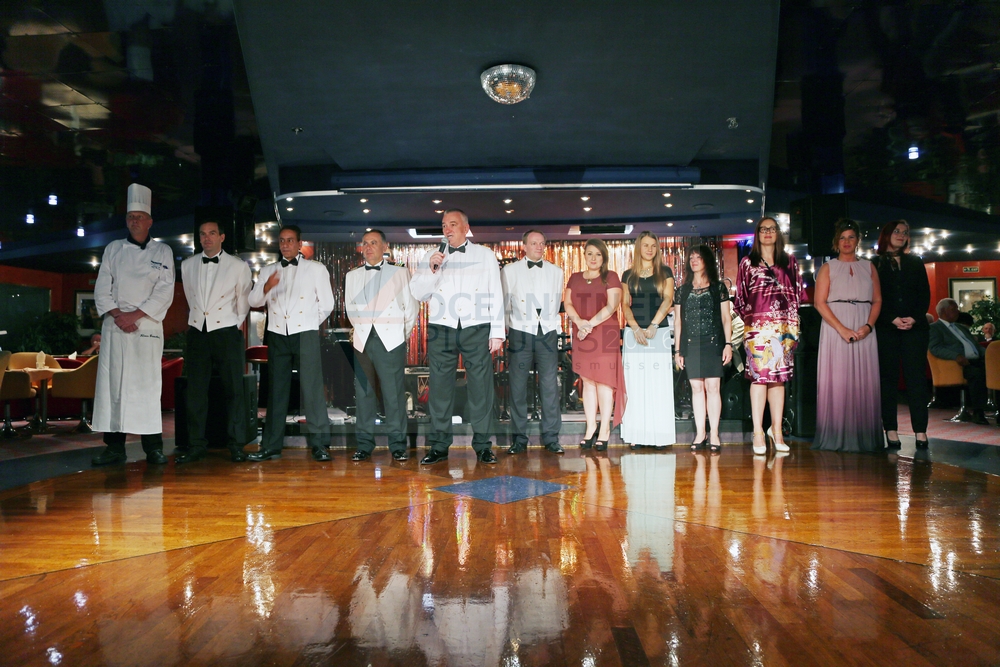 Crew Verabschiedung MS Hamburg 21.02.2016 Crew Verabschiedung MS Hamburg 21.02.2016