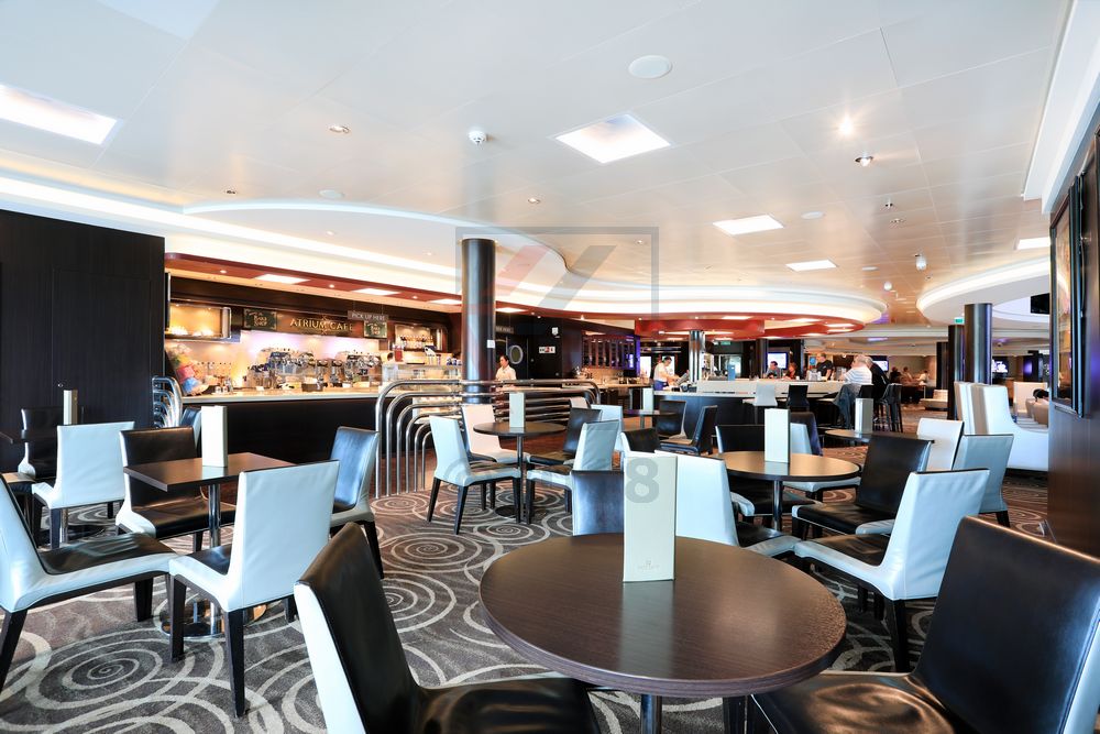 Das Atrium und das Atrium Café, Norwegian Breakaway