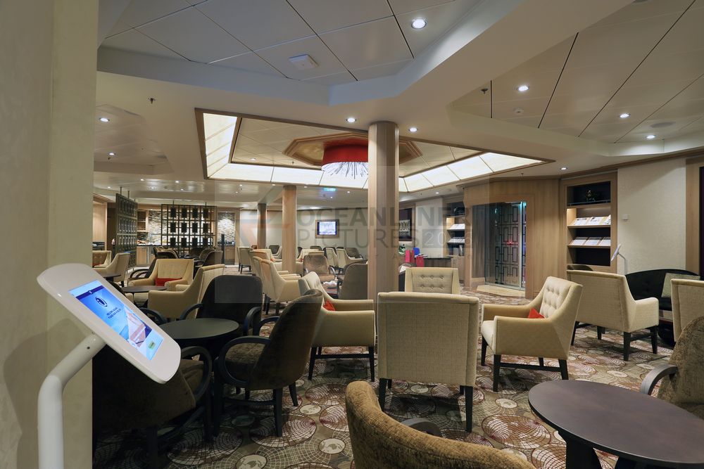 Diamond Club Harmony of the Seas