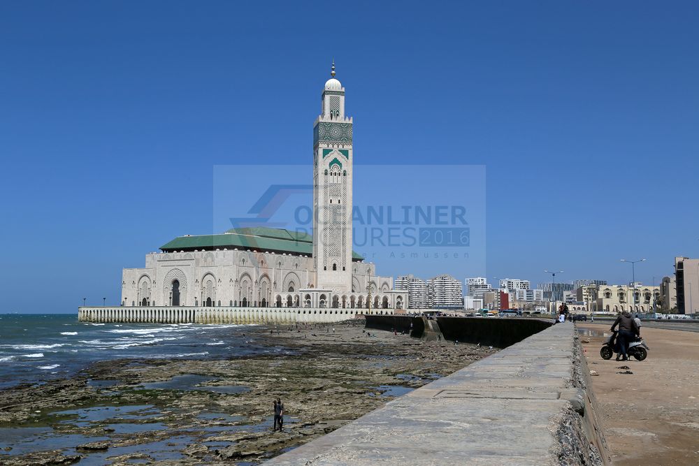 die Hassan II Moschee in Casablanca die Hassan II Moschee in Casablanca