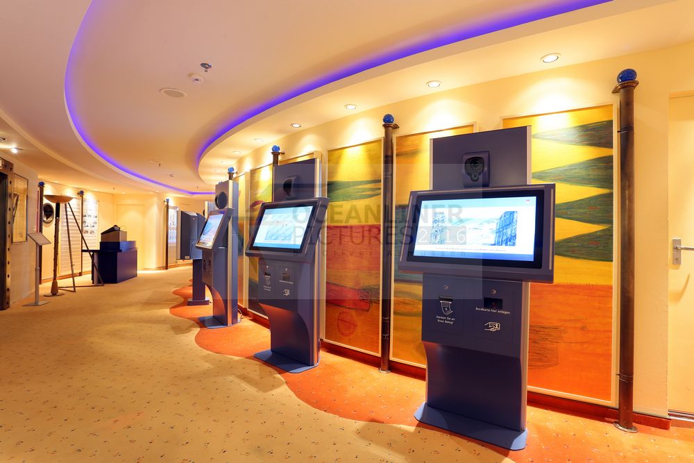 digitale Fotostationen im Fotoshop AIDAvita