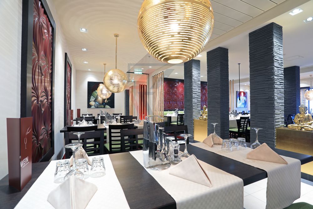 East Restaurant abends AIDAperla