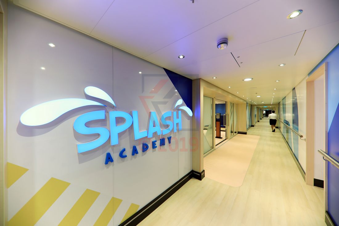 Eingang Splash Academy Norwegian Encore Eingang Splash Academy Norwegian Encore