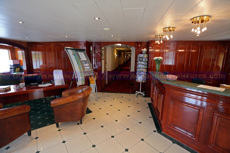 Elegant Lady Rezeptionsbereich Elegant Lady Rezeptionsbereich