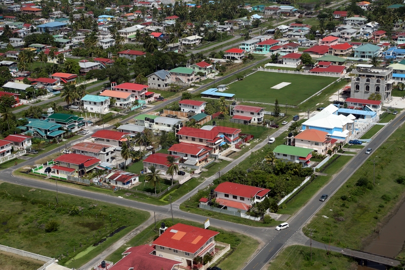 elegante Wohnhaeuser in Georgetown Guyana 21.01.2015