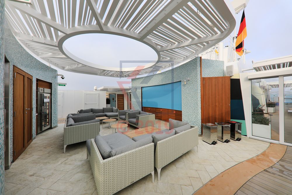 Exklusives X-Sonnendeck neue Mein Schiff 2