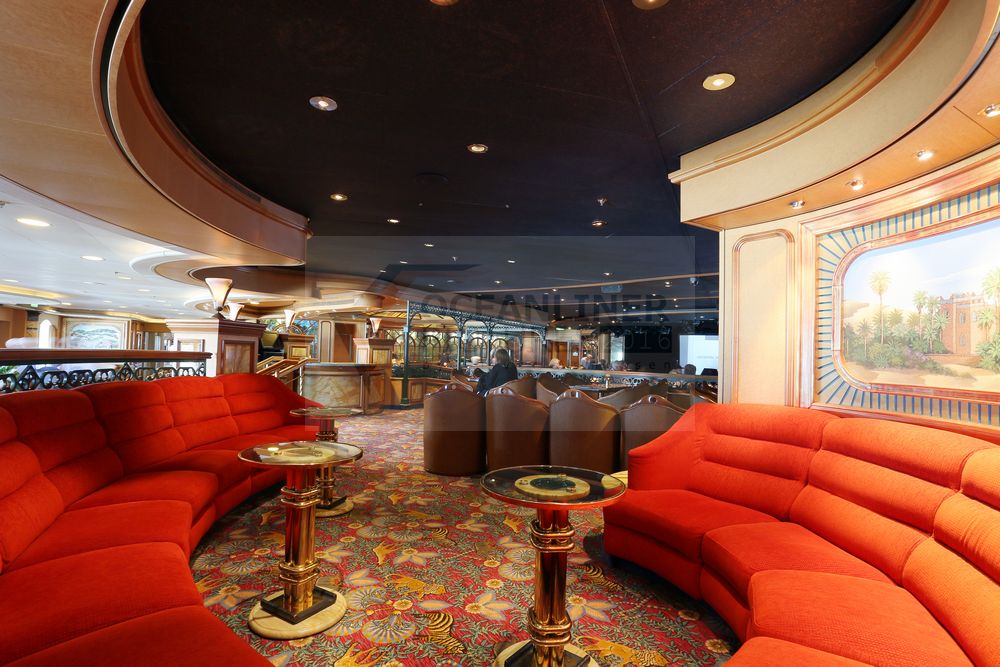 Explorers Lounge Caribbean Princess
