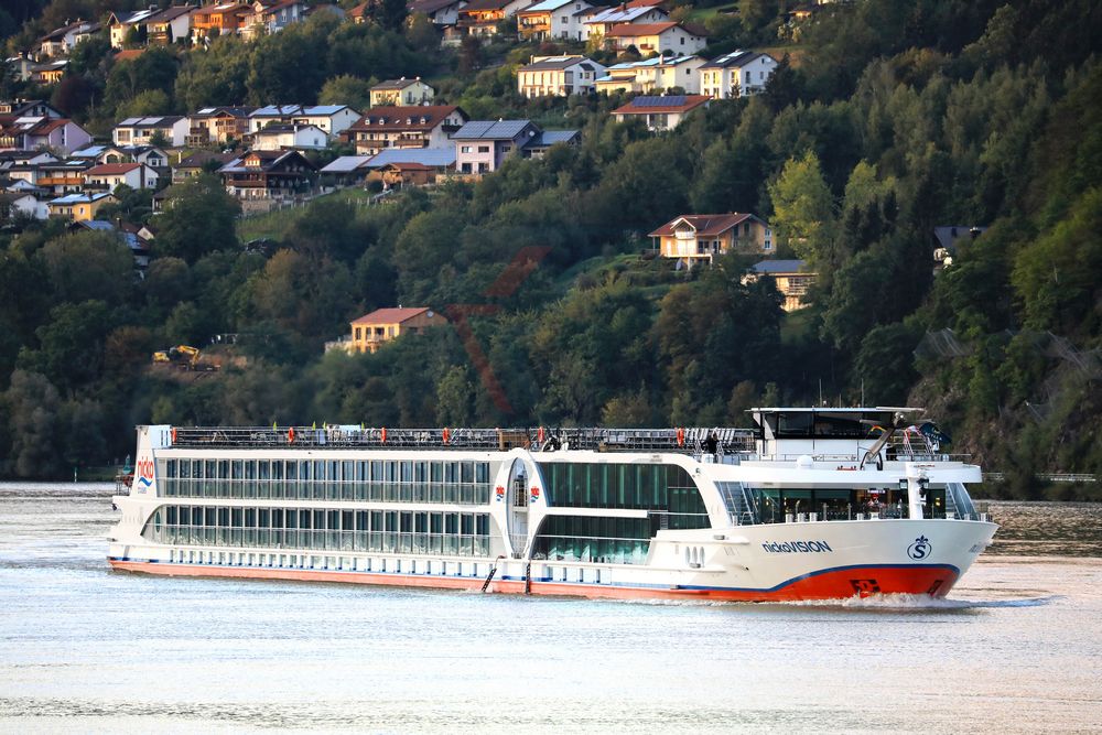 Flusskreuzfahrtschiff nickoVision Schiffsportrait und Bilder aller Schiffsbereiche Flusskreuzfahrtschiff nickoVision Schiffsportrait und Bilder aller Schiffsbereiche