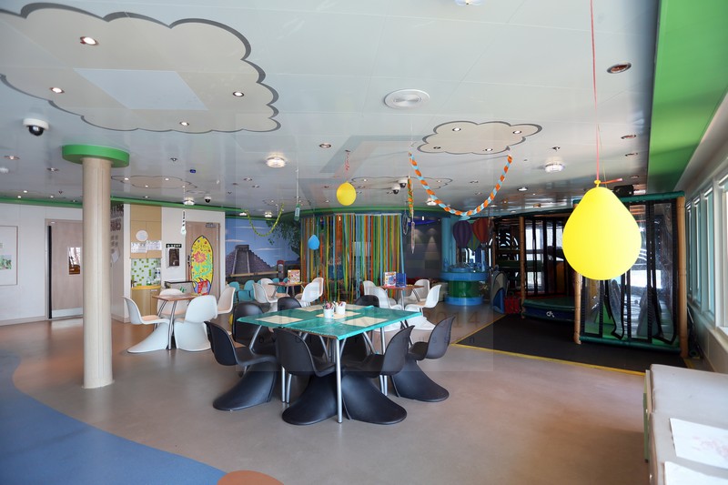 Frontiers Kids Club MS Azura