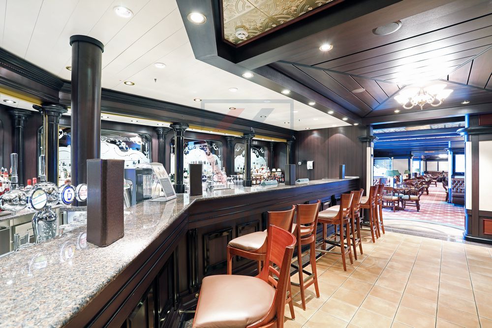 Golden Lion Pub Queen Elizabeth